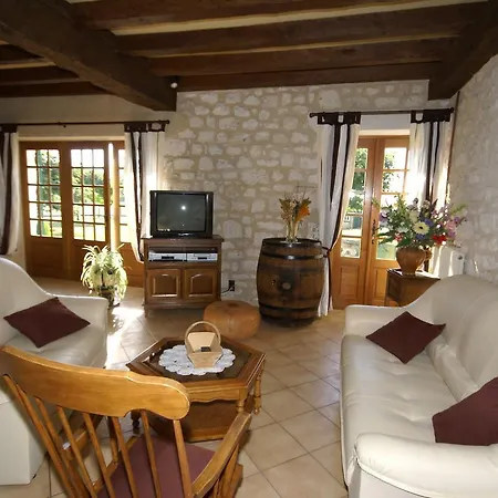 Maison De Vacances - Monsaguel *